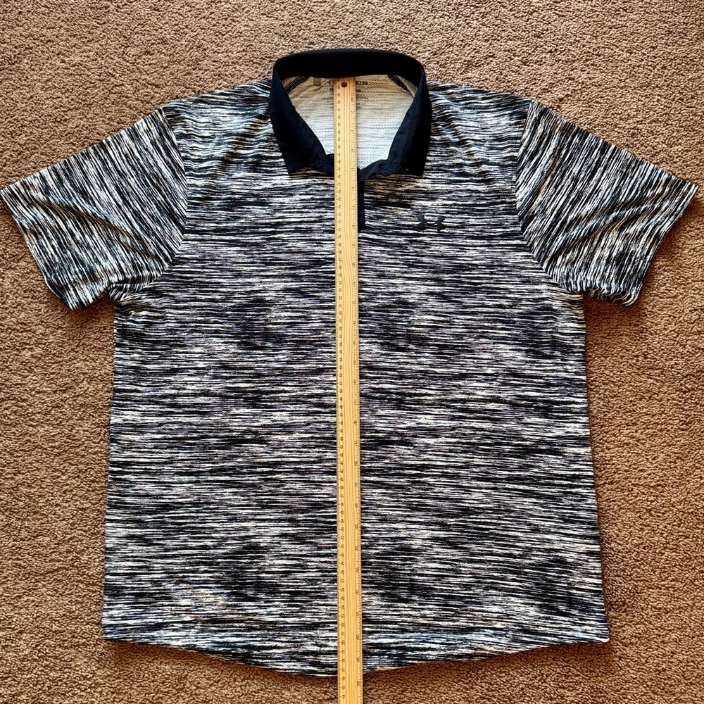 Under Armour Black and White Polo Shirt Sporty Design - Picture 3 of 5